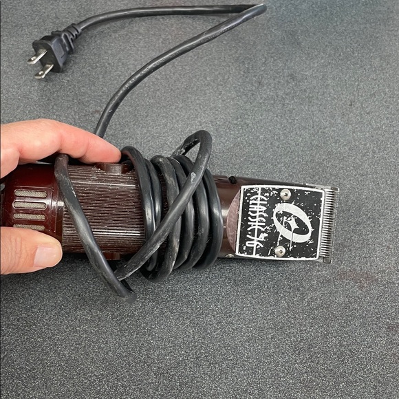 Classic 76 oster clippers - Picture 2 of 2